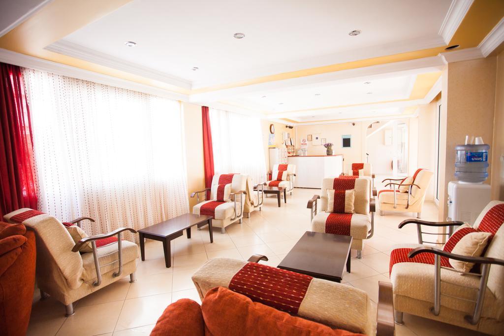 Yalcinkaya Apart Hotel Çeşme エクステリア 写真